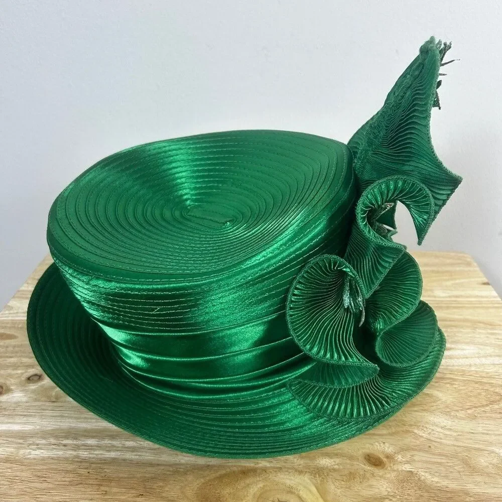 Whittall and Shon Green Church Hat Womens Fascinator Kentucky Derby Floral